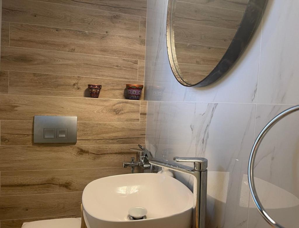 Stay At Beachfront Villa Lilia In Pefkohori, Halkidiki For A Dreamy Vacation Exterior foto